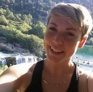 Meet your Posher, Jenny